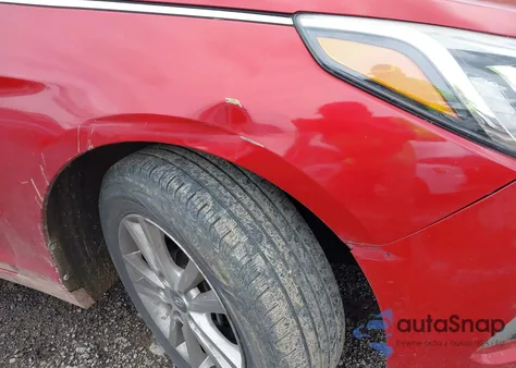 2017 Hyundai Sonata z USA, uszkodzony, nr VIN 5NPE24AF9HH501980